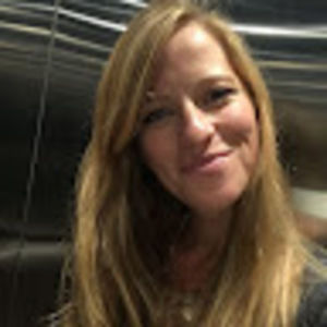 Meet your Posher, Dana